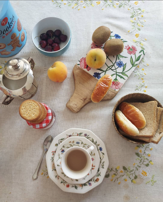 Tabla The Queen- Tabla de cerámica con motivos florales , para servir alimentos