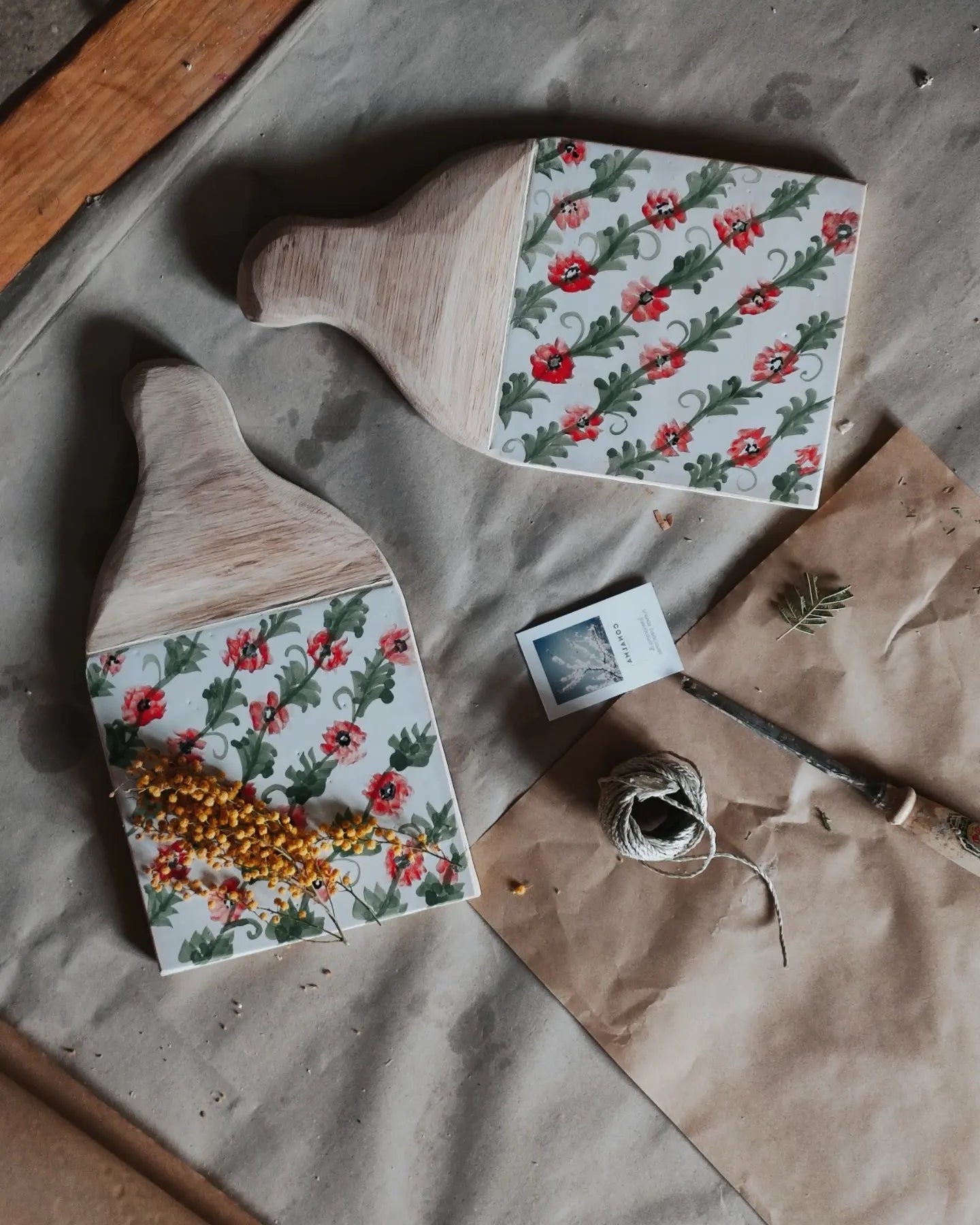 Tabla Provence AGOTADA -Tabla de cerámica con motivos florales , para servir alimentos
