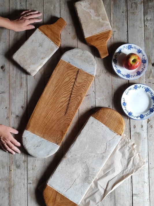 “Tierra” Bandeja para servir alimentos combinando la madera de fresno o roble y la piedra