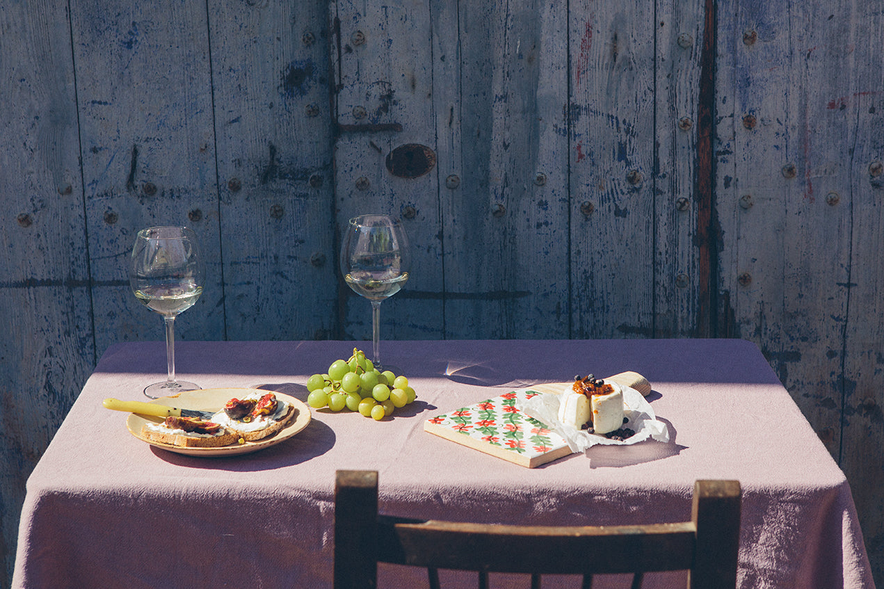 Tabla Provence AGOTADA -Tabla de cerámica con motivos florales , para servir alimentos